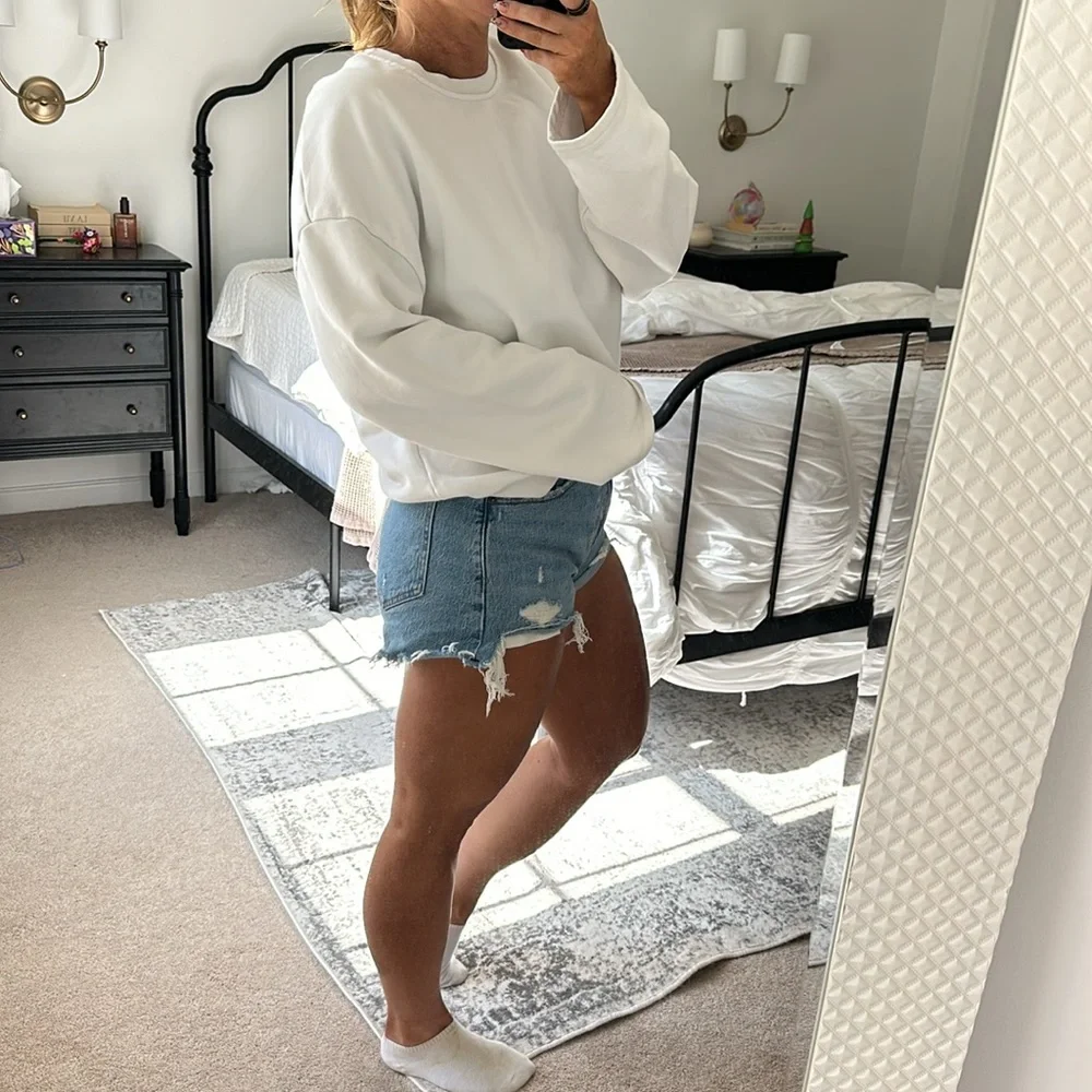 Good American Sweatshirt - Picture 3 of 4